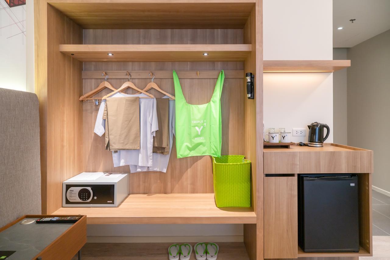 Triple Y Hotel Bangkok Extérieur photo
