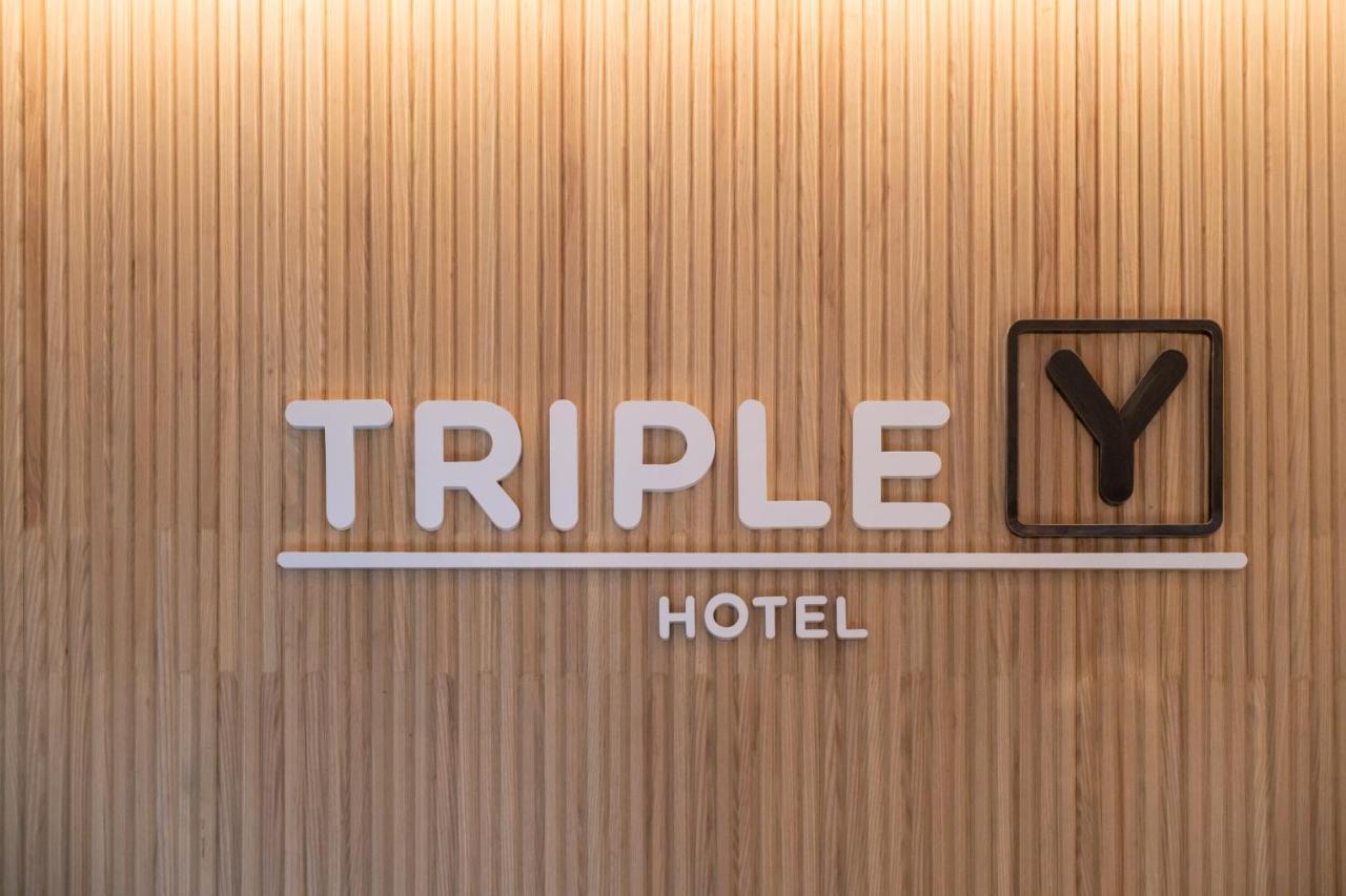 Triple Y Hotel Bangkok Extérieur photo